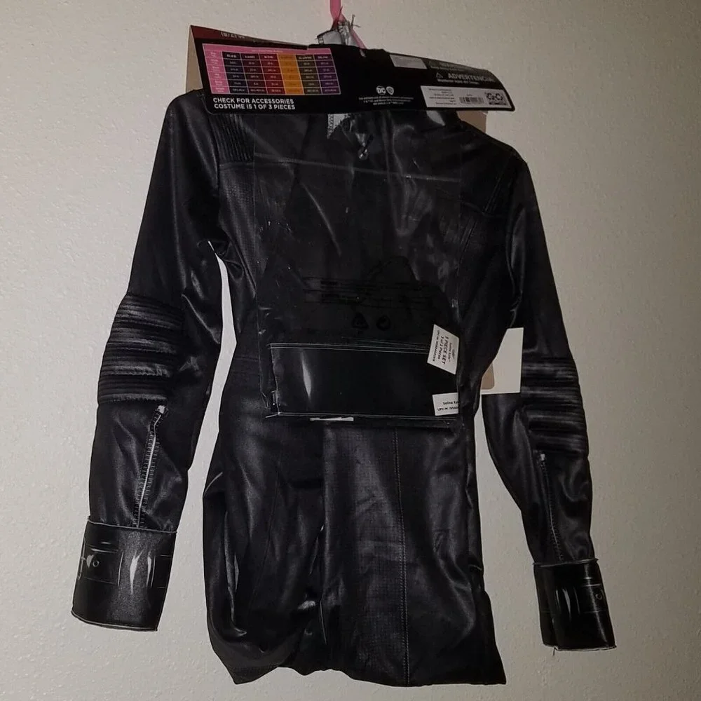 NEW Selina Kyle The Batman Halloween Costume Girls Medium 7/8 Large 10/12 Rubies